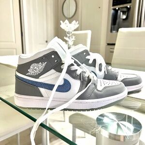 Jordan Women's Sneakers in Gray, Blue, and White